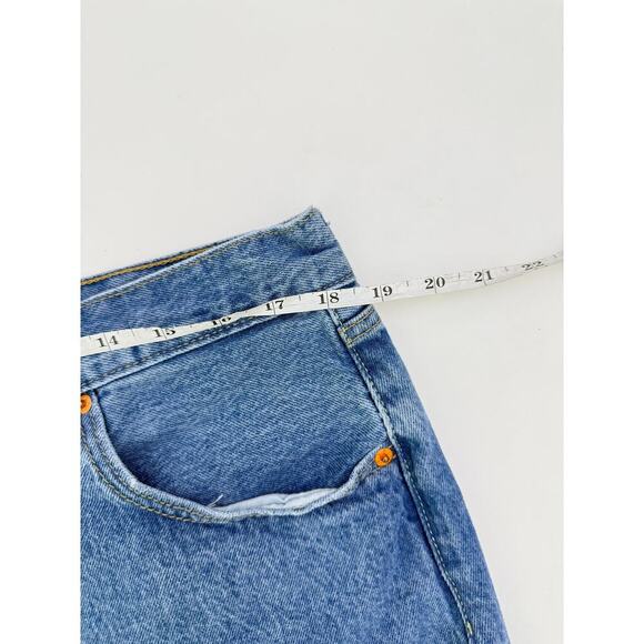 Levis icon denim skirt - size 32 - Picture 4 of 8
